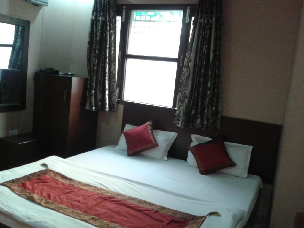 Hotel Hridey Inn Nueva Delhi Habitación foto